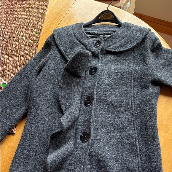 Maria Sole Ruffle Button Up Coat - Picture 4 of 7